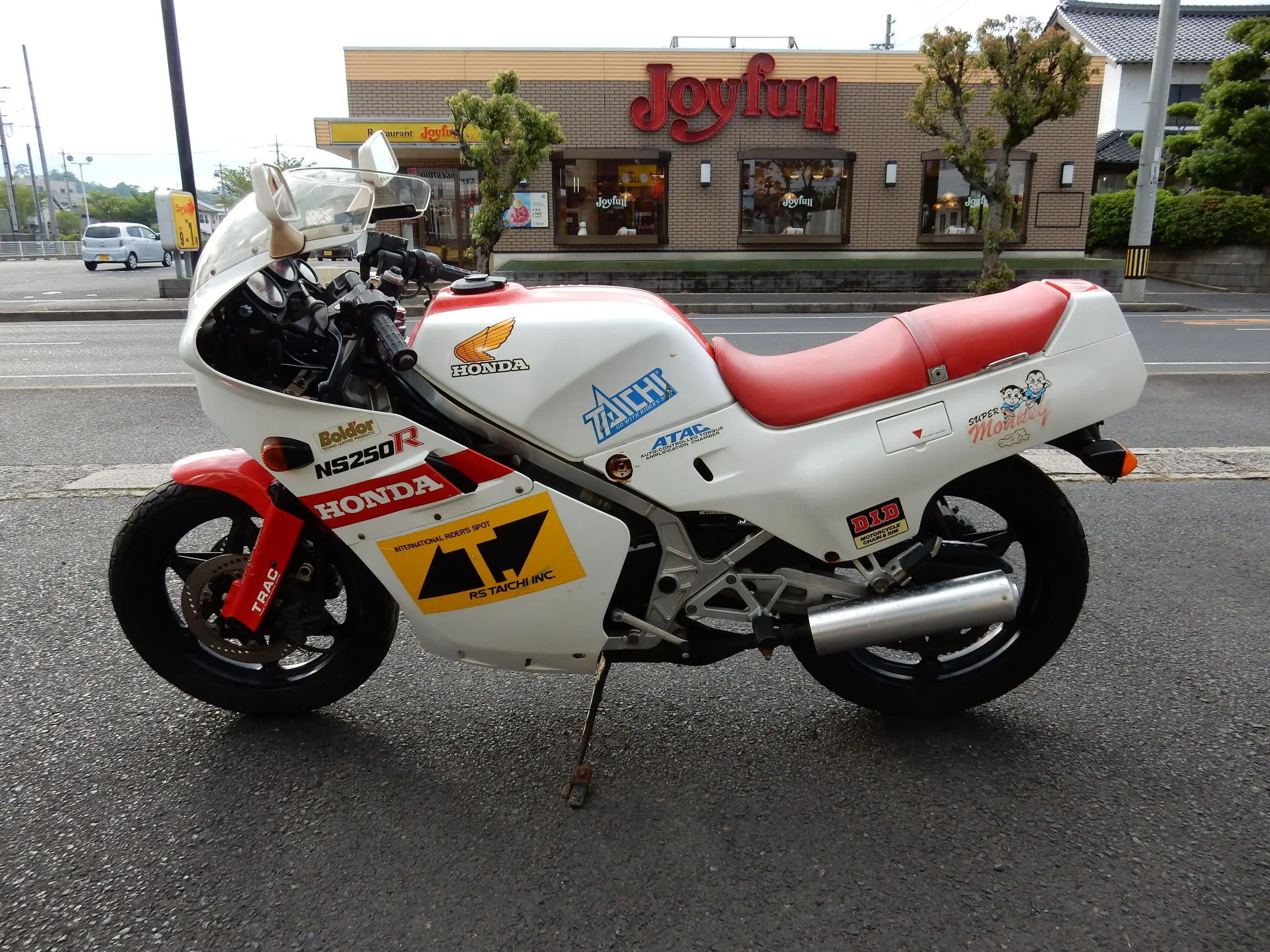 NS250R 実走7，094km ワンオーナー 書類有り 初爆確認 レストアベース