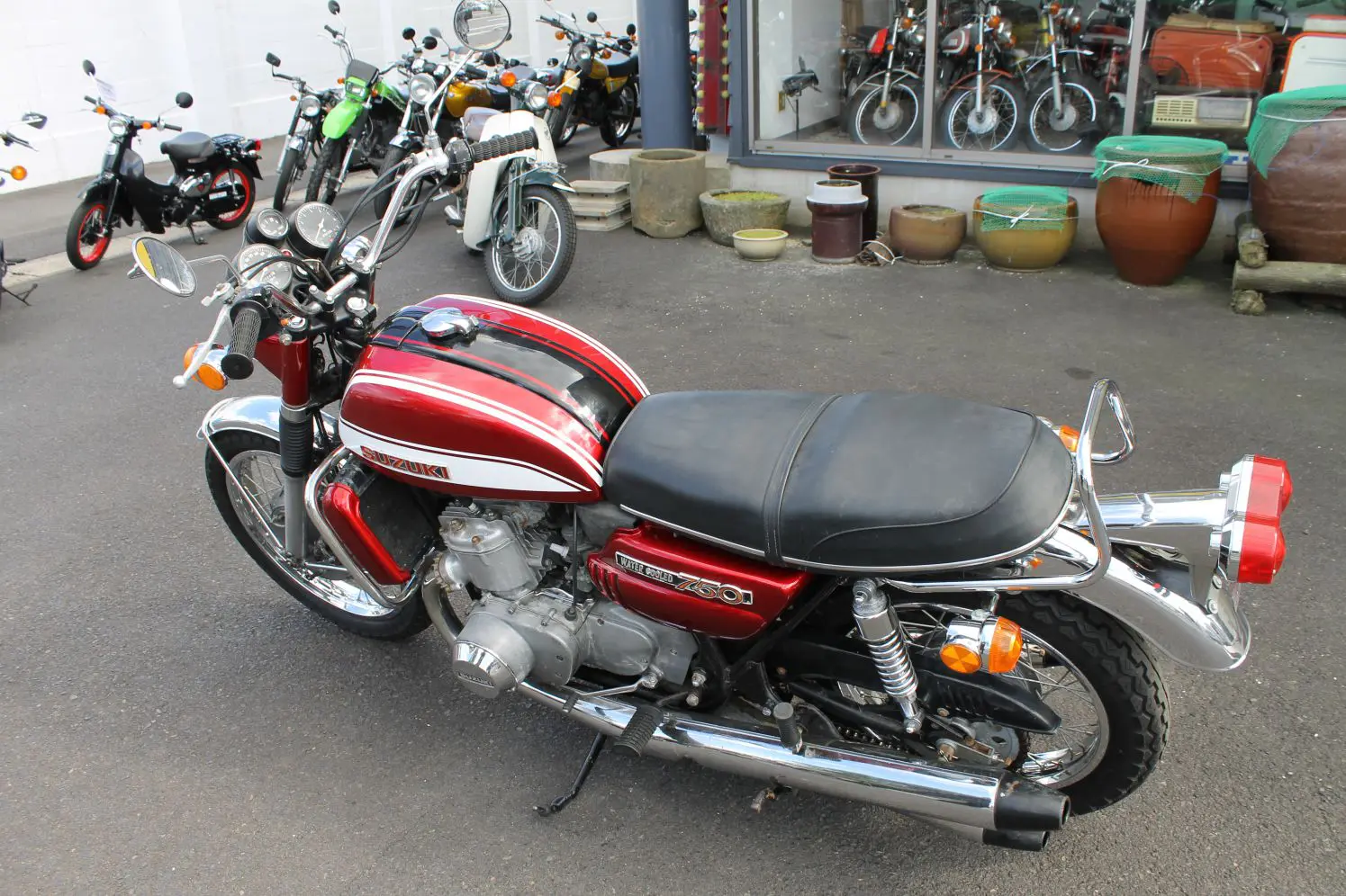 GT750 :: 売約済み | ベストオートの時代部屋