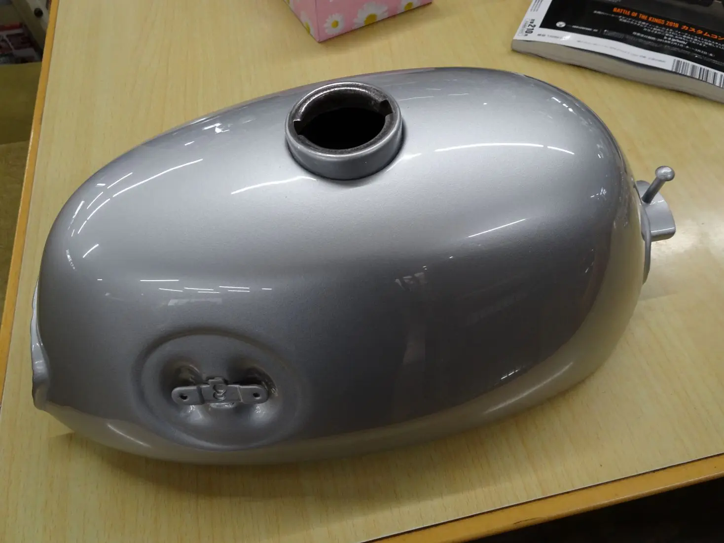 ホンダ　Z50M　モンキー　中期　角タンク　本物　レストアベース　補修　塗装用 ホンダ Z50M モンキー 中期 角タンク 本物 レストアベース 補修