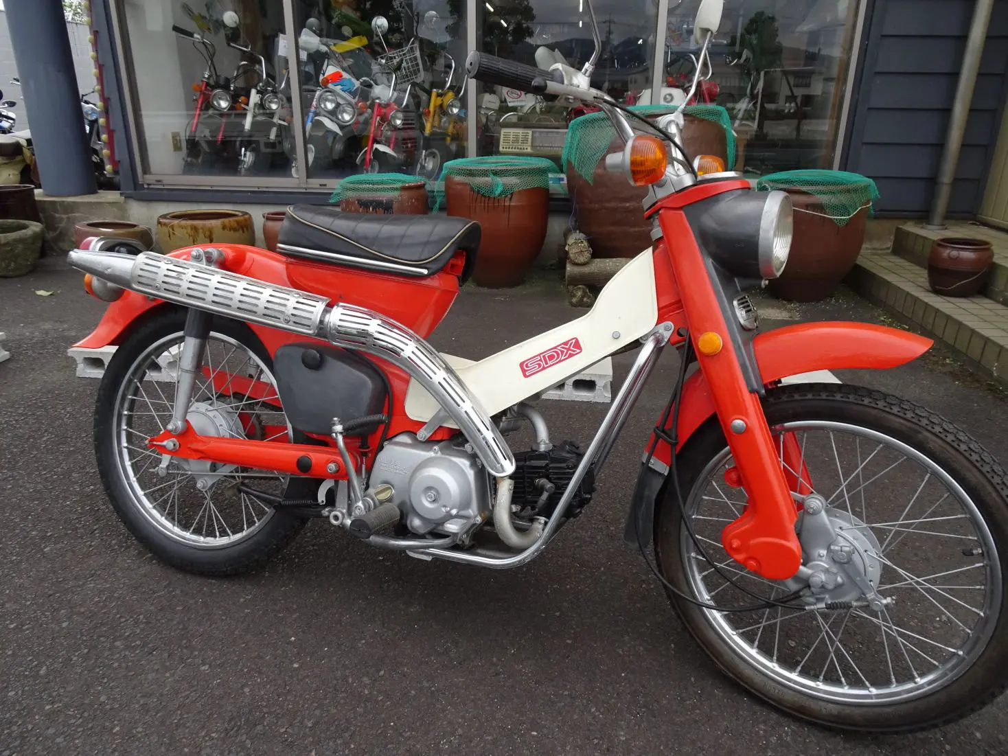 エイプ50 改造車 レストアベース