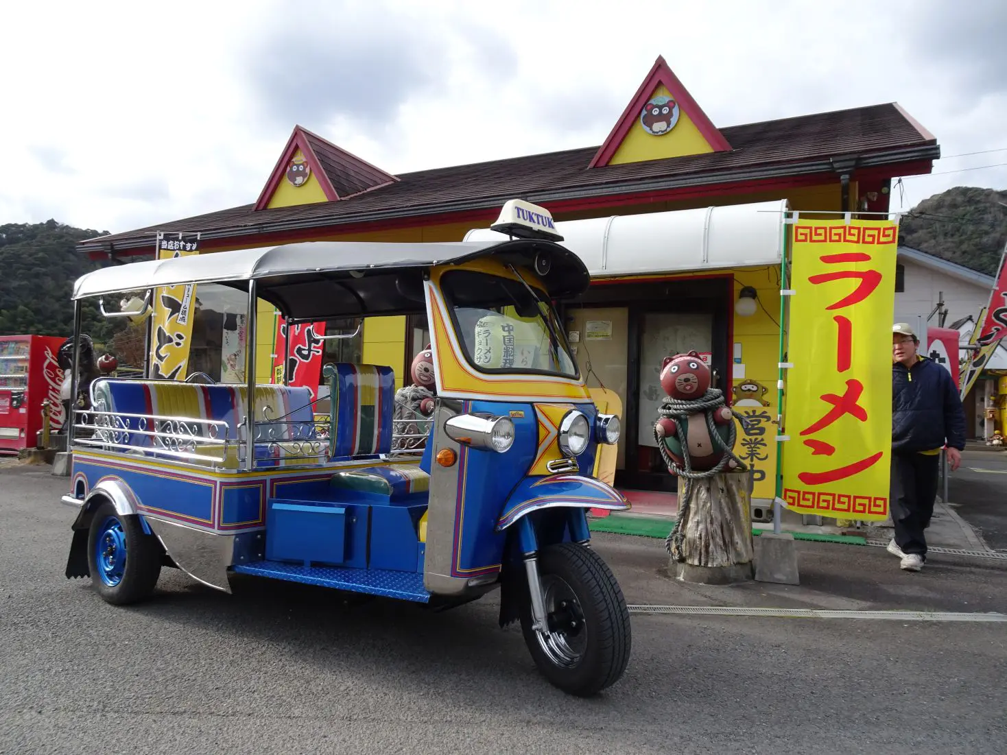 トゥクトゥクをたぬきの国へ納車しました！ :: ブログ | ベストオートの時代部屋