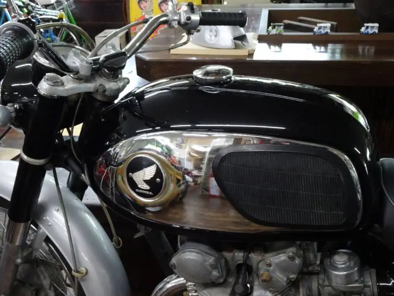 CB450K0が時代部屋に仲間入り！ :: ブログ | ベストオートの時代部屋